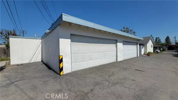 Yorba Linda, CA 92886,18181 Mandarin Lane