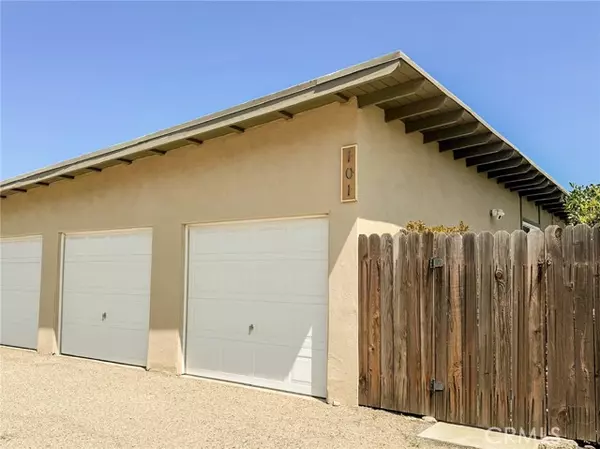 Costa Mesa, CA 92626,101 Clearbrook Lane