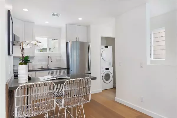 Corona Del Mar, CA 92625,608 Acacia Avenue