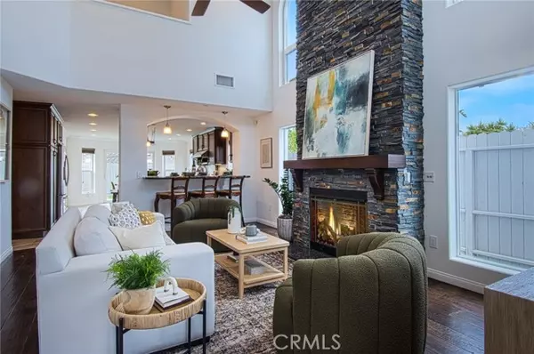 Newport Beach, CA 92660,2262 Orchard