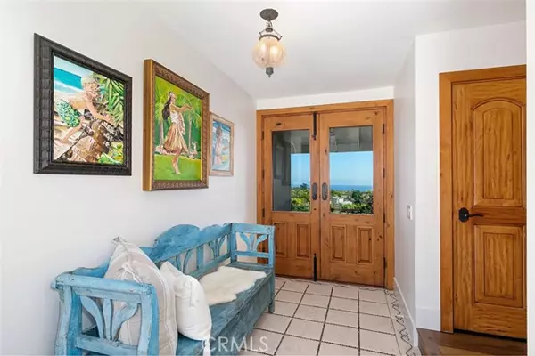 Corona Del Mar, CA 92625,609 Seaward