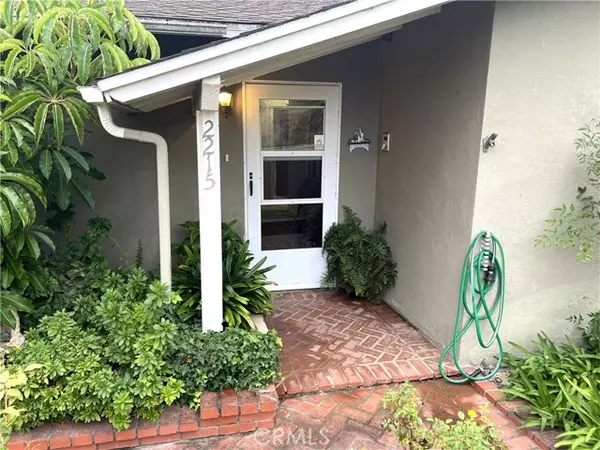 Newport Beach, CA 92660,2215 Golden