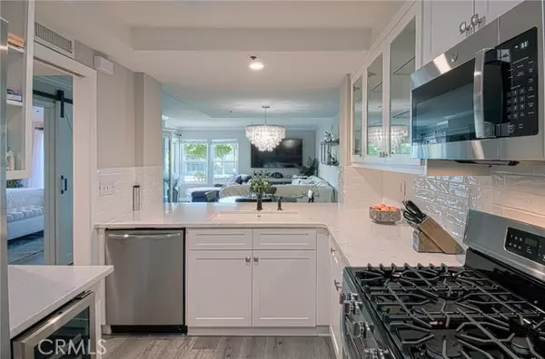 Newport Beach, CA 92663,220 Nice Lane