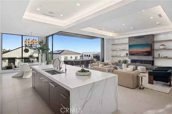 Corona Del Mar, CA 92625,304 Poppy Ave