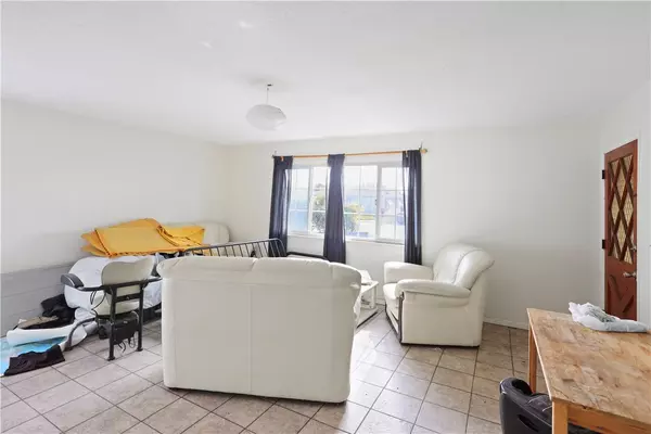 Westminster, CA 92683,8831 Rathburn