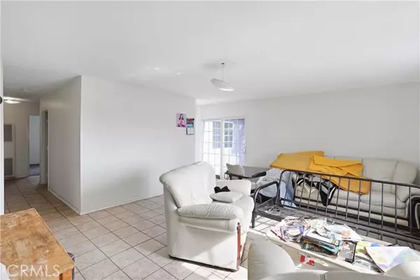 Westminster, CA 92683,8831 Rathburn