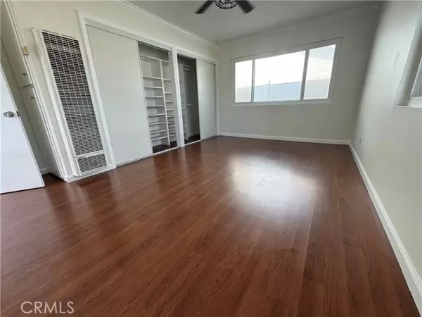 Costa Mesa, CA 92627,363 East 18th