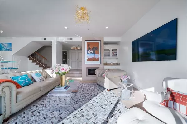 Newport Beach, CA 92660,67 Sea Island Drive