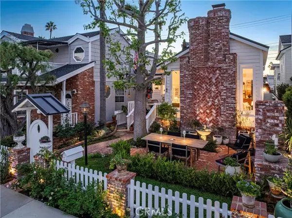 Newport Beach, CA 92662,209 Diamond