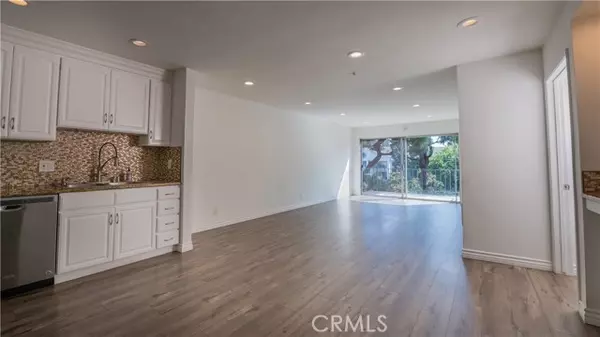 102 Scholz, Newport Beach, CA 92663