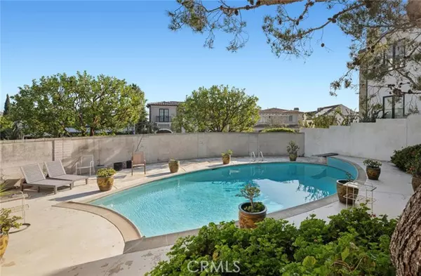 Newport Beach, CA 92663,101 Kings Place