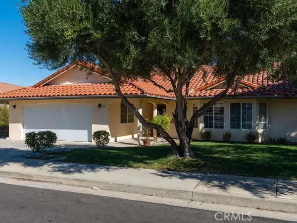 Paso Robles, CA 93446,911 Palm Desert Court