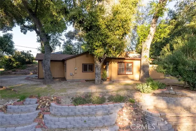 8265 Coromar Avenue, Atascadero, CA 93422