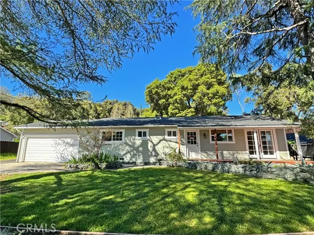 8430 Carmelita Avenue, Atascadero, CA 93422