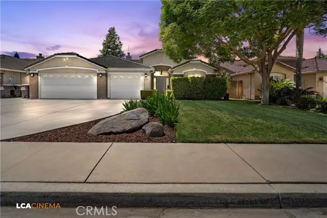 2549 South Virmargo Court, Visalia, CA 93292