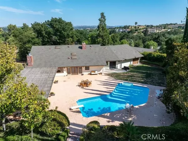 115 Fairview Lane, Paso Robles, CA 93446