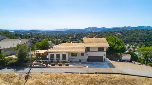 5665 Encima Street, Atascadero, CA 93422