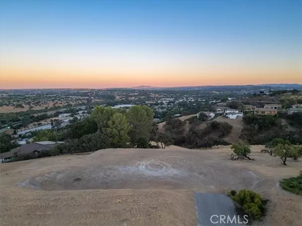 Paso Robles, CA 93446,3630 Lorraine Way