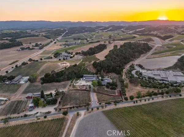 2925 Anderson Road, Paso Robles, CA 93446