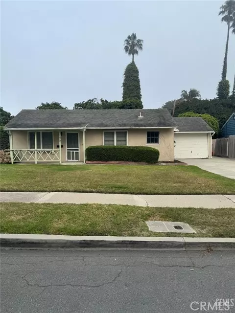 190 Eva Street, Ventura, CA 93003