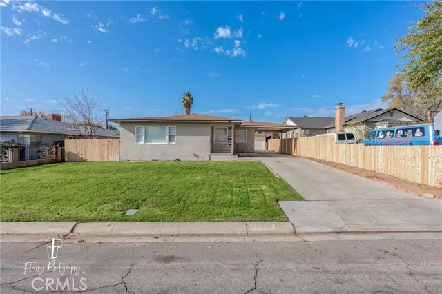 1660 Camino Sierra, Bakersfield, CA 93306