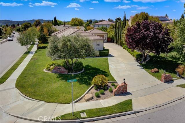 Templeton, CA 93465,1090 Muscat Court
