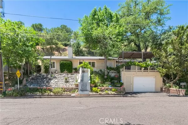 649 Olive St, Paso Robles, CA 93446