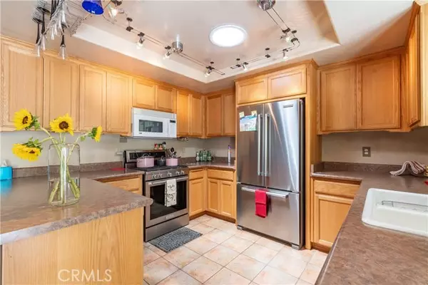 Paso Robles, CA 93446,649 Olive St