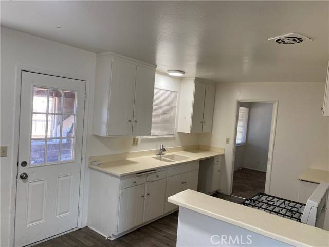 Lompoc, CA 93436,1017 West Prune Avenue