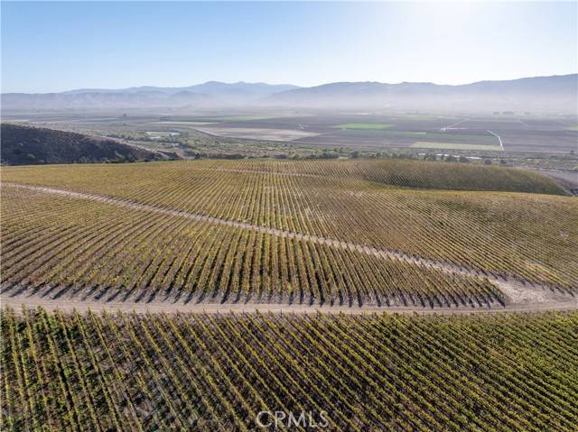 Soledad, CA 93960,36527 Metz