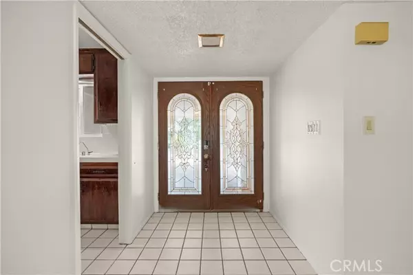 Bakersfield, CA 93309,2504 Sutton Place