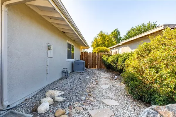 Paso Robles, CA 93446,1615 Poppy Lane