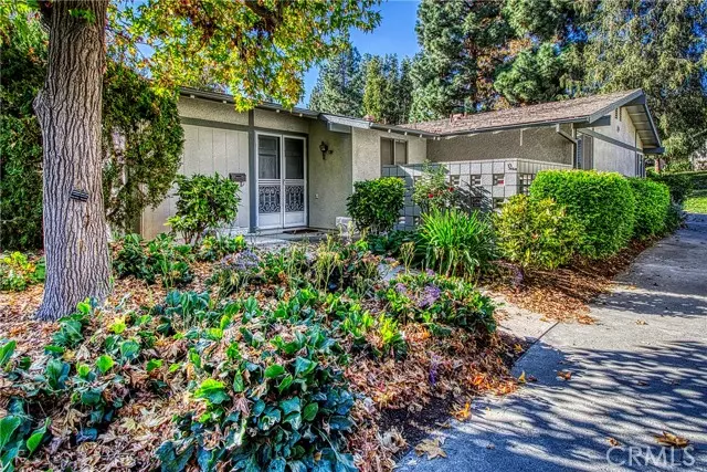 523 Calle Aragon, Laguna Woods, CA 92637