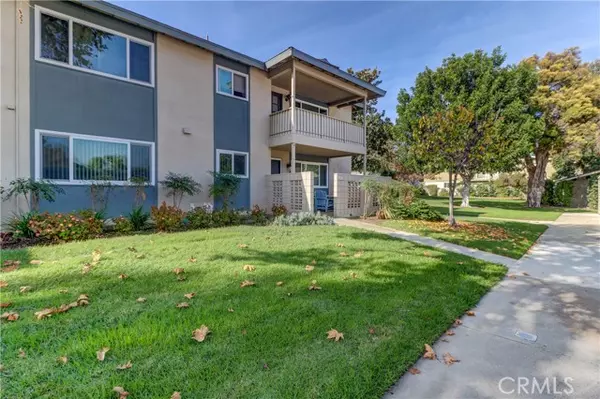 Laguna Woods, CA 92637,69 Calle Aragon