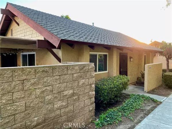 Laguna Hills, CA 92653,22891 Caminito Arbol