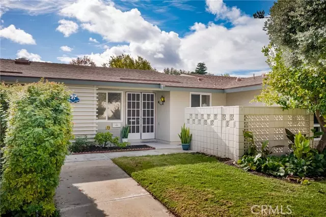 89 Calle Aragon, Laguna Woods, CA 92637