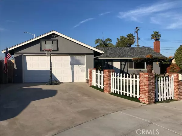 Huntington Beach, CA 92647,6001 Ivory Circle