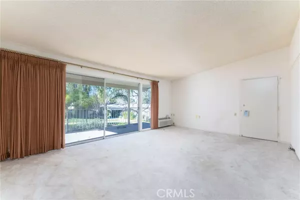 Laguna Woods, CA 92637,255 Calle Aragon