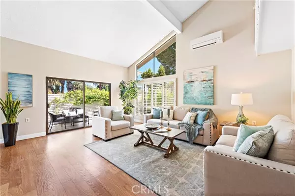 Laguna Woods, CA 92637,2061 Via Mariposa East