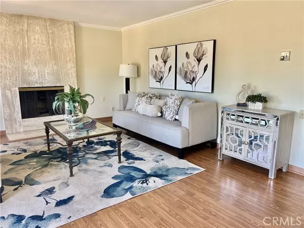 Laguna Woods, CA 92637,3033 Via Vista