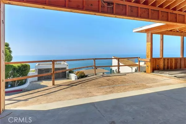 Laguna Beach, CA 92651,540 ALTA VISTA