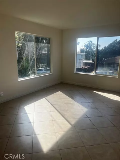 San Clemente, CA 92672,221 Avenida Miramar