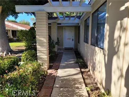 Laguna Woods, CA 92637,3217 Via Carrizo