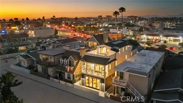 1914 Court Street, Newport Beach, CA 92663