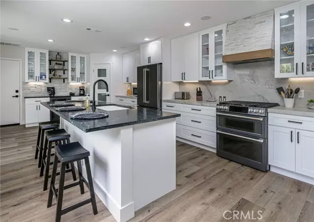 Dana Point, CA 92629,34051 Violet Lantern