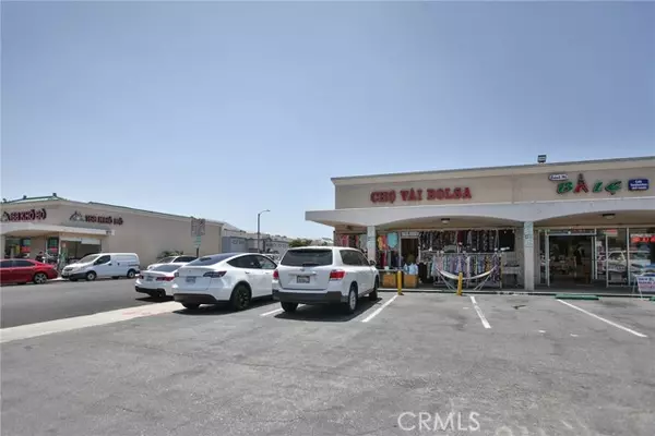 9156 Bolsa, Westminster, CA 92683