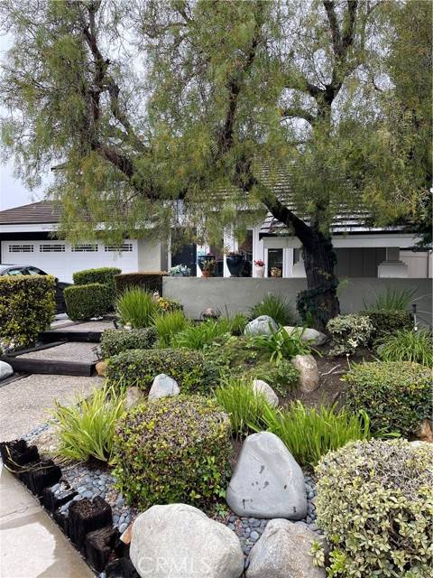 8821 Arcel Circle, Huntington Beach, CA 92646
