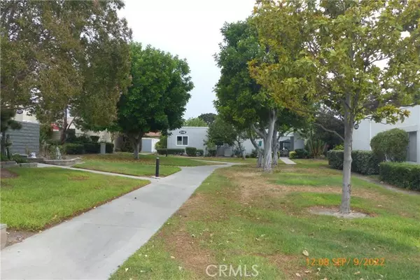 Laguna Woods, CA 92637,2129 Via Puerta