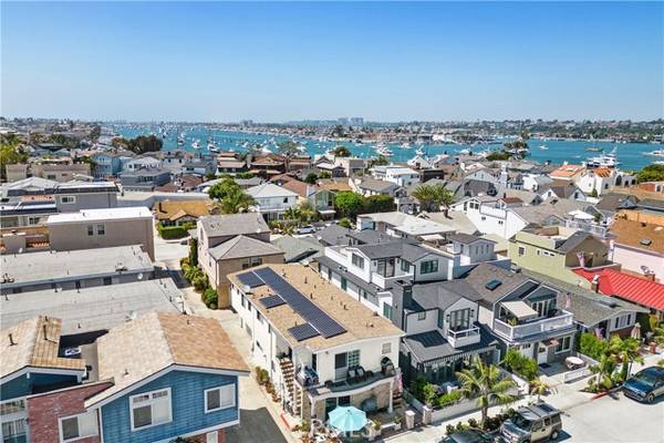 307 Anade Avenue, Newport Beach, CA 92661