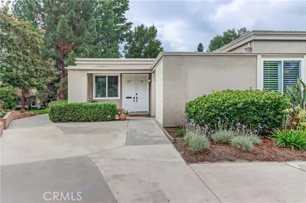 Laguna Woods, CA 93637,217 Ave Majorca